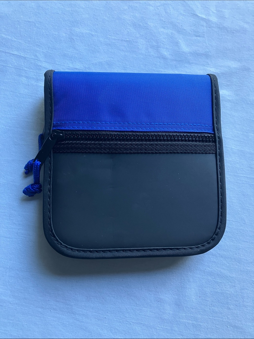 CD Case Holds 24 compact discs blue black Imagination in Action